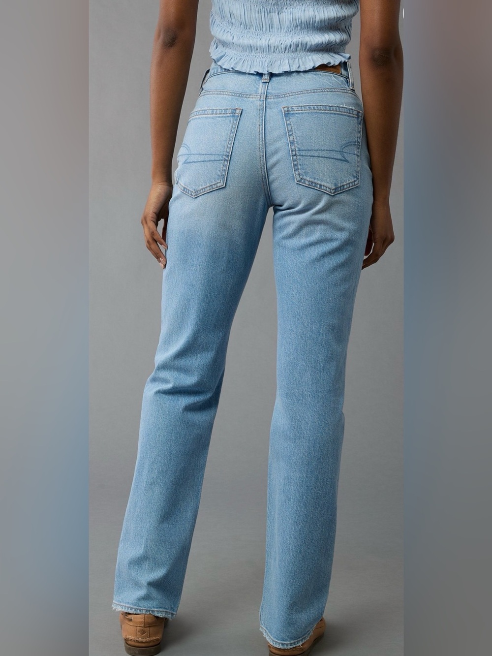 AE Stretch Super High-Waisted
Straight Jean